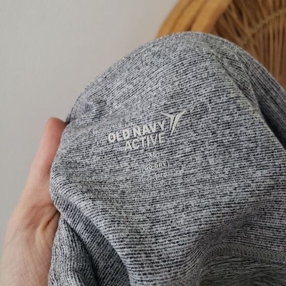 Old Navy Active Gray Bike Shorts XS - Picture 6 of 6